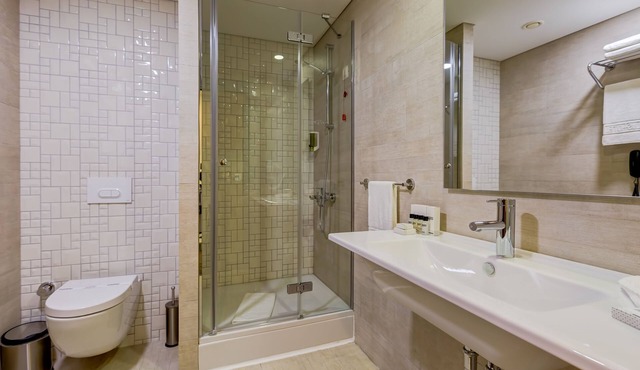 Plus Hotel Bostanci Atasehir