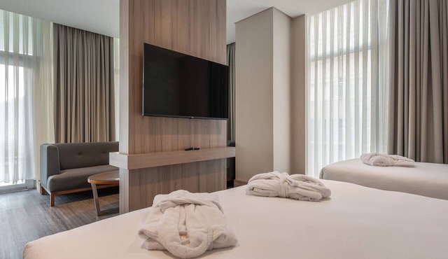 Ramada Encore by Wyndham Istanbul Bayrampasa