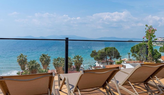 Rosy Suites Hotel
