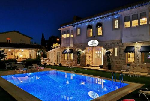 Salbakos Herakleia Hotel