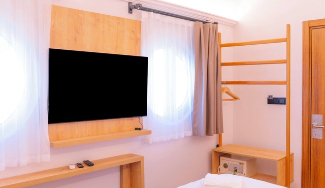 Sunmed Lodge