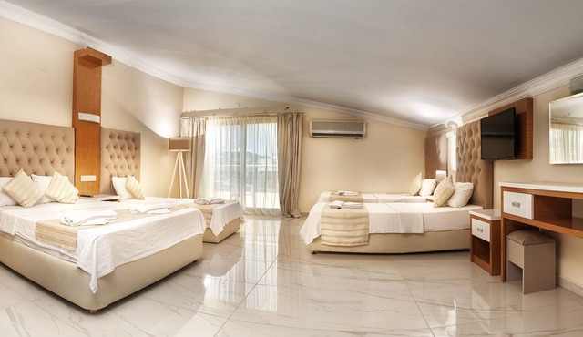 Temple Beach Hotel