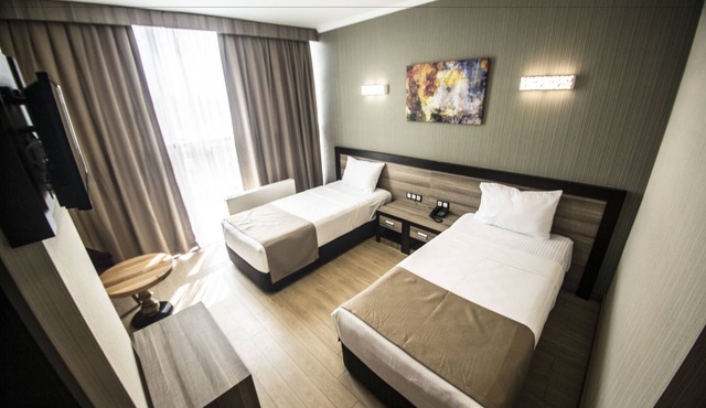 The Corner Hotel in Sincan