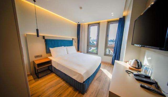 The Palm Bosphorus Hotel in Istanbul