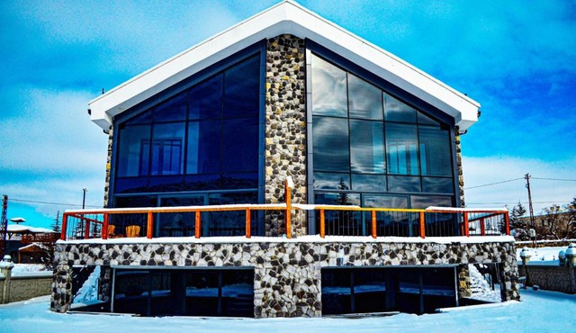 Ultra Luxury Chalet near Cappadocia - up to 9 people in Kayseri