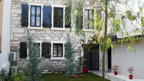 Urla Taş Konak Otel in Urla