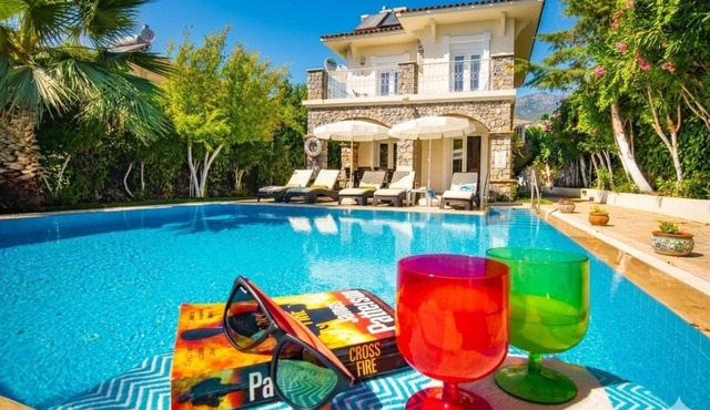 Villa Tara - Three Bedroom Villa, Sleeps 6 in Oludeniz