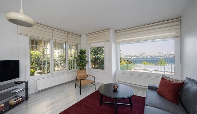 Welcome to our peaceful centrally-located home in the heart of Uskudar in Üsküdar