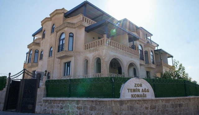 Zor Temir Ağa Konağı in Midyat