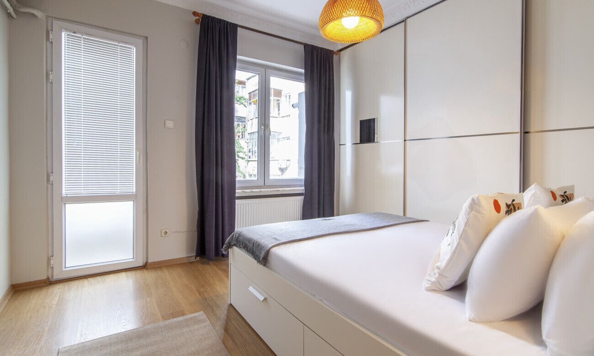 Sisli Apartment | Flat in Central Location 6 min to City Nisantasi