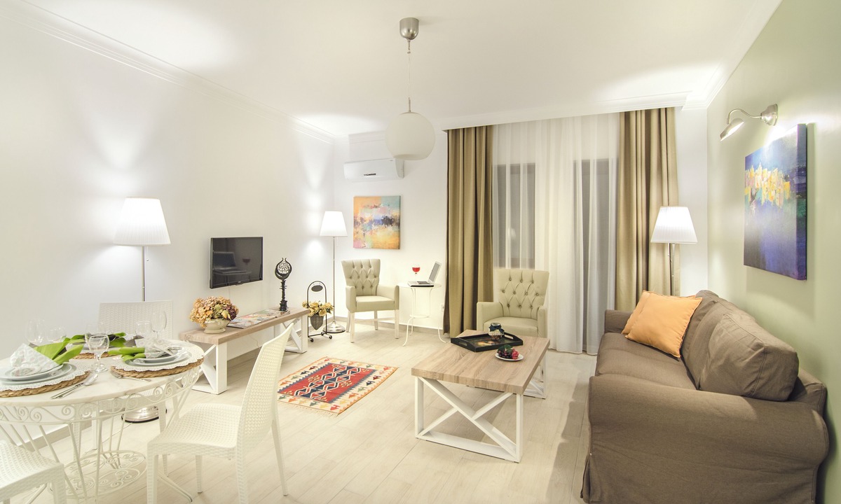 Kusadasi City Centre Hotel | Rodina Suites