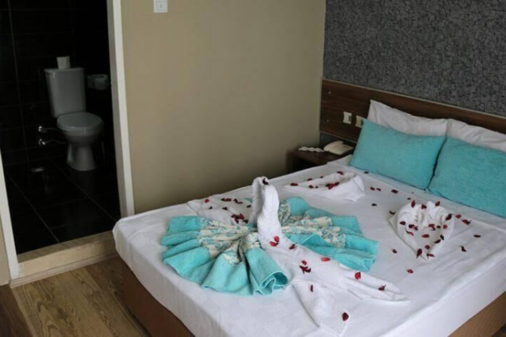 Guzelcamli Hotel | Palmira Hotel Kuşadası