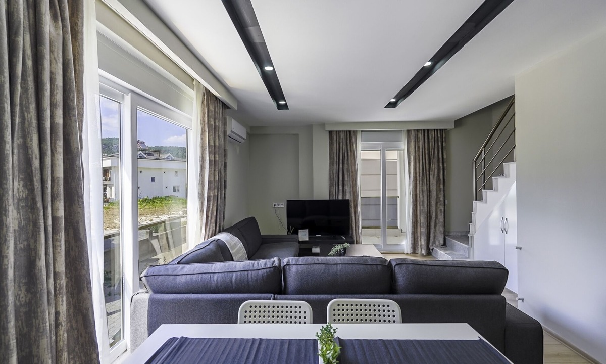 Goynuk Apartment | Modern Flat w Balcony 5 min to Beach in Kemer