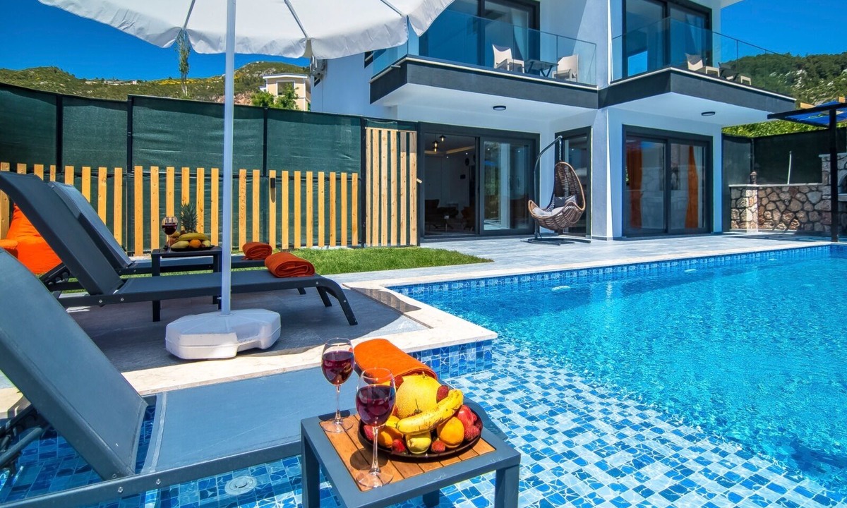 Islamlar Villa | Romantic Luxury Sea View Villa