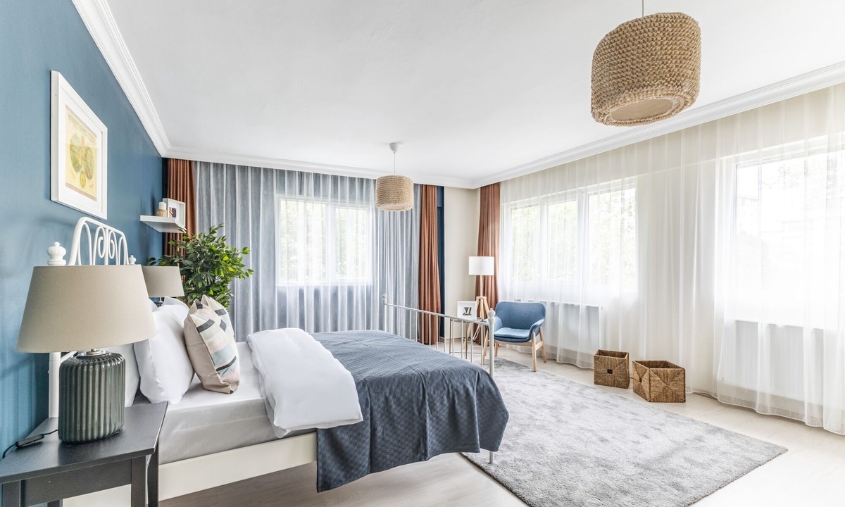 Bostanci Apartment | Stylish Sea View Flat on Bagdat Avenue in Bostanci