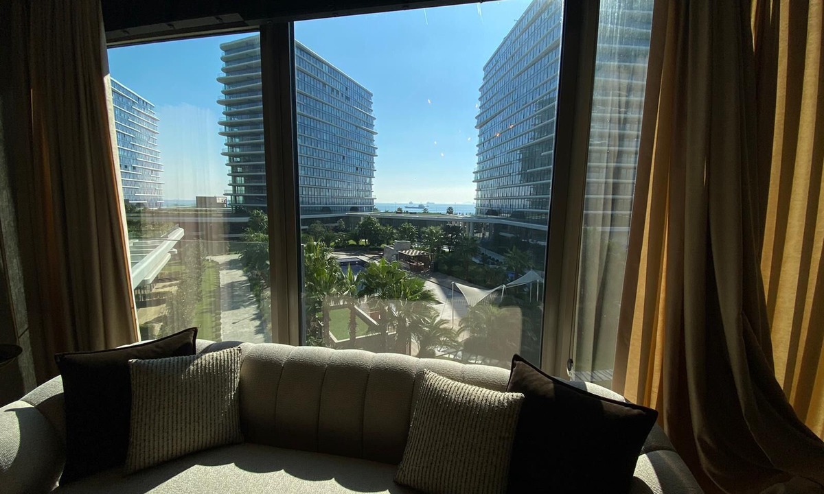 Bakırkoy Apartment | 2 Bedroom Apartment with stunning sea view , Next to FisekKhane Central Istanbul