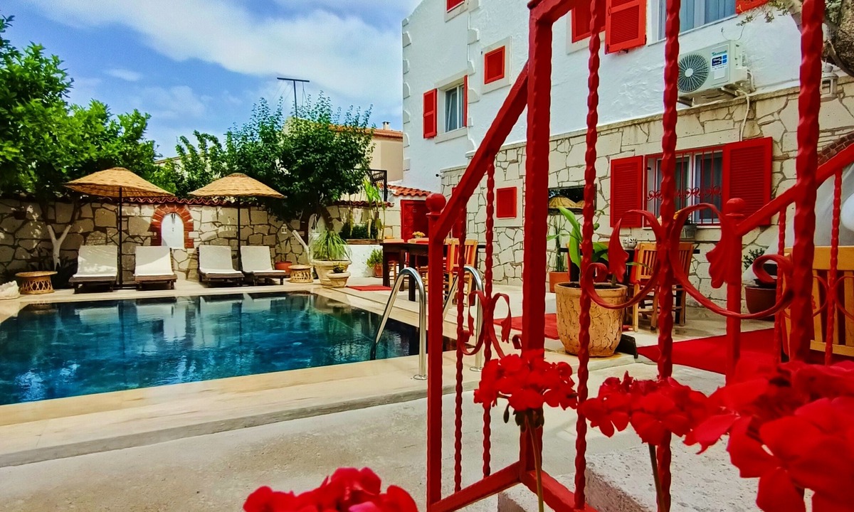 Hacımemis Hotel | Bademici Otel