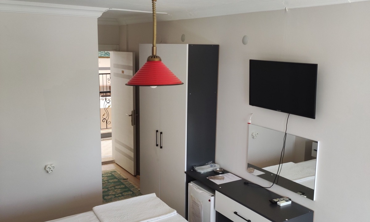 Altınova Hotel | Altin Otel