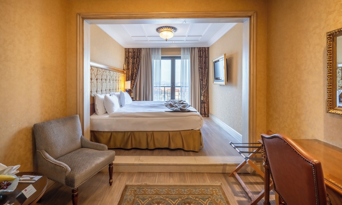 Talimhane Hotel | The Central Palace Taksim