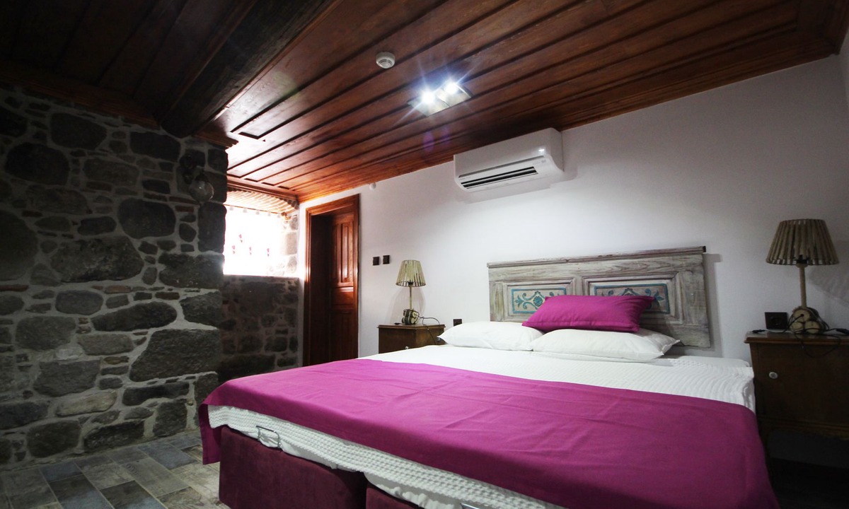 Bergama Hotel | Bergama Tas Konak