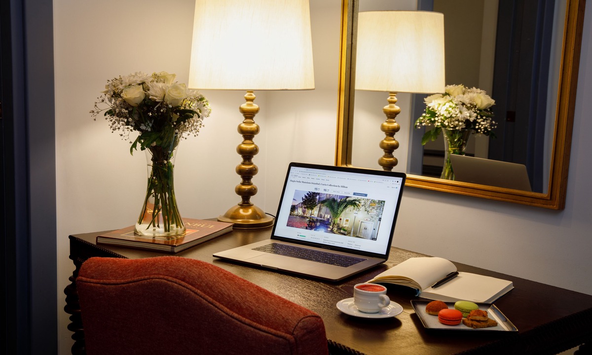 Sultanahmet Hotel | Hagia Sofia Mansions Istanbul, Curio Collection by Hilton
