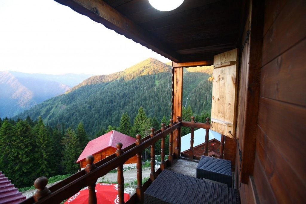 Camlihemsin Hotel | Hazindag Doga Konuk Evi
