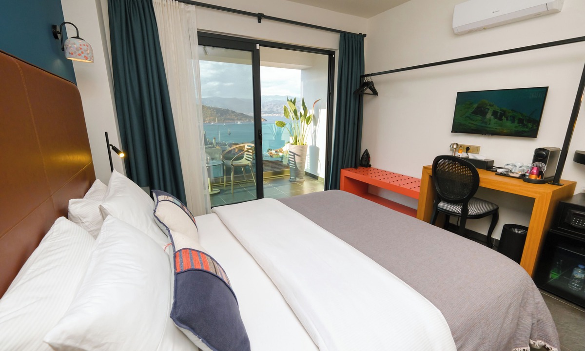 Fethiye City Center Hotel | La Casa Marina Suites & Rooms