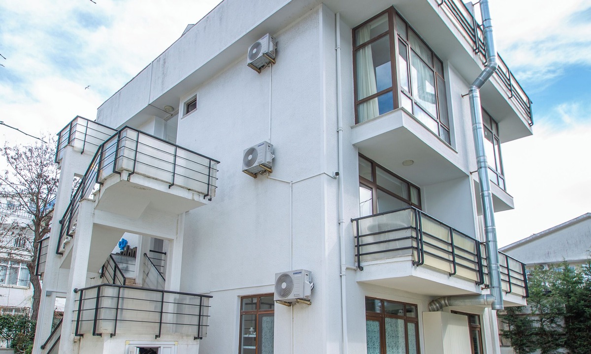 Adalar House | Poseidon Kinaliada Pansiyon