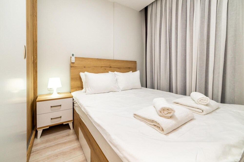 Kepez Apartment | Vacation Residence w Pool 5 min to Mall of Antalya