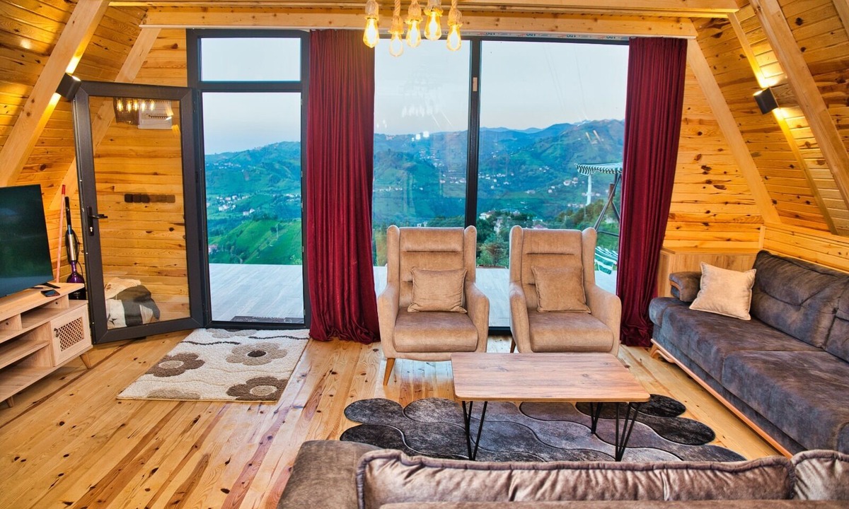 Ardesen Ski Chalet | Dağ,dere,deniz,Şehir ve orman manzaralı,jakuzili. Şömineli bungalov