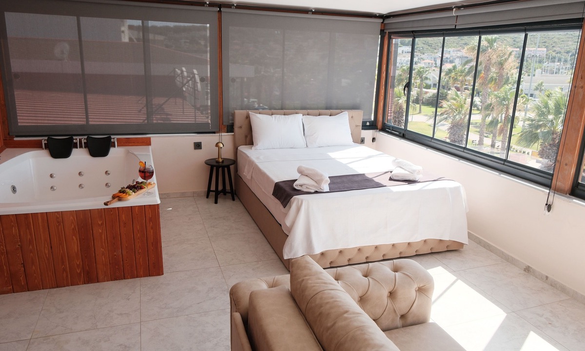 Sigacık House | Marina Lora Butik Otel Sığacık