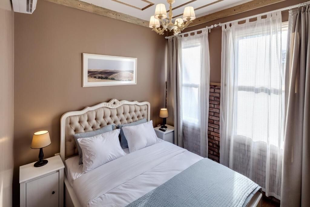 Moda Bed & Breakfast | Loka Suites
