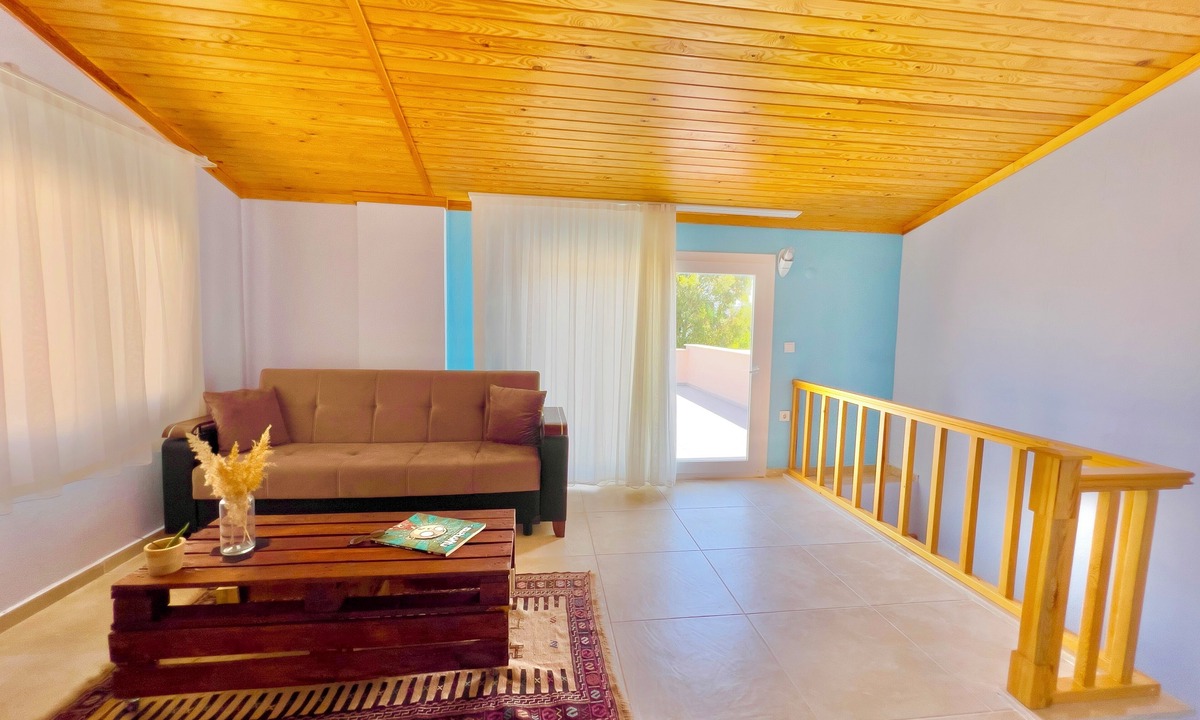 Gulbahce Mahallesi Villa | VilUrla Tatil Evleri