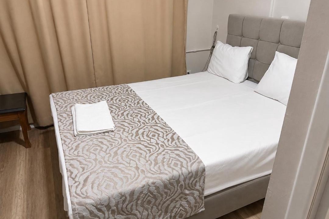 Ulus Hotel | Kenedi Otel