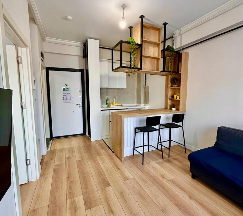 Altıeylul Apartment | Spacious Balcony, Modern Loft, Kitchen, Privileged Location