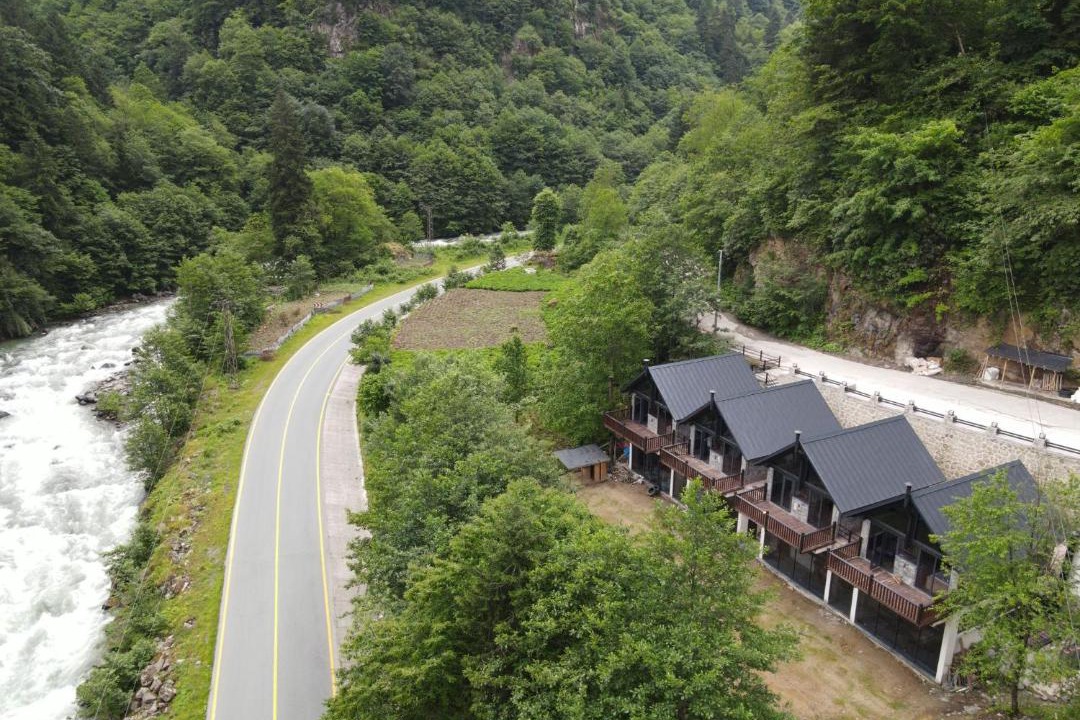 Ayder Bed & Breakfast | AYDER VANAK SUİTEs