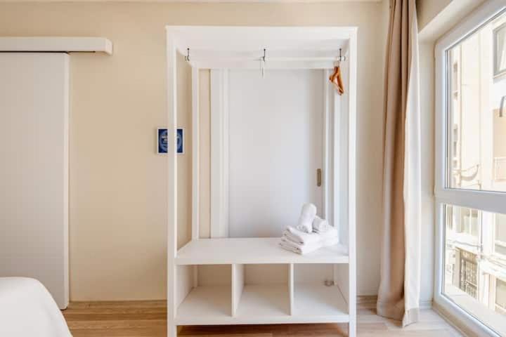 Old Town Apartment | Chic Apartments in the Center of Alsancak