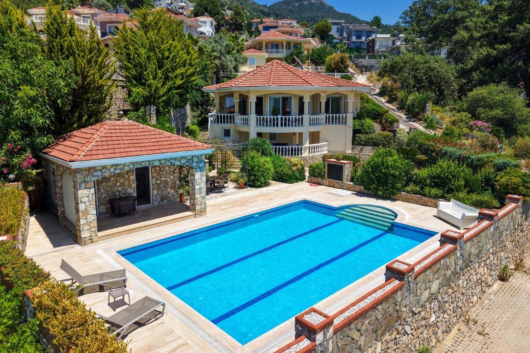 Uzumlu Villa | Private Pool Villa with Garden & Forest View