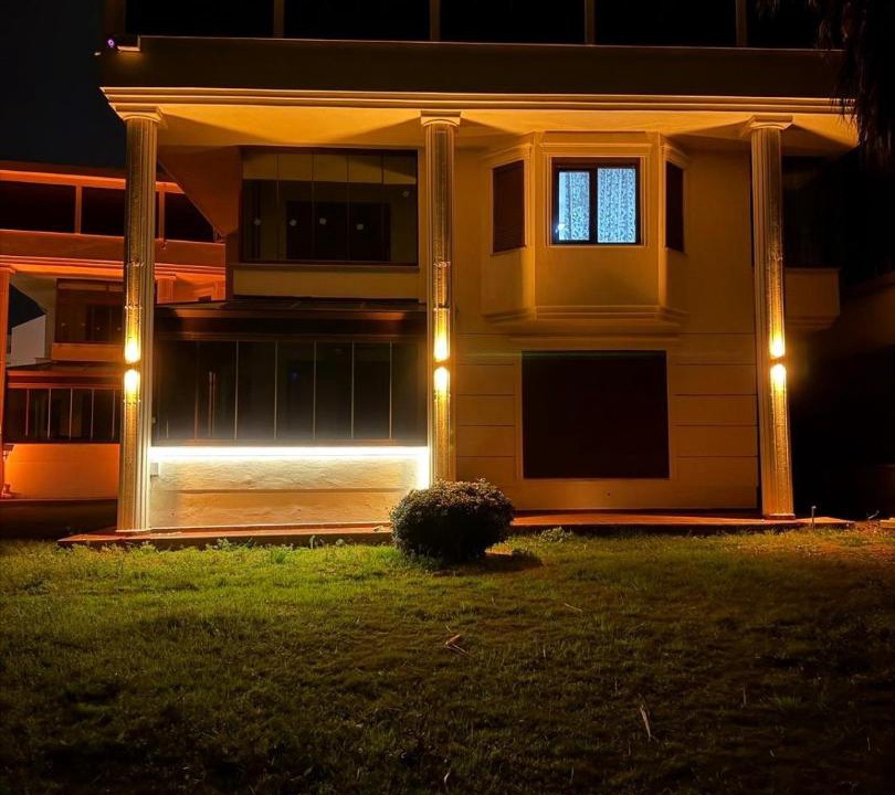 Pelitkoy Villa | Beachfront Duplex 3-BR in Pelitköy, Beach Access