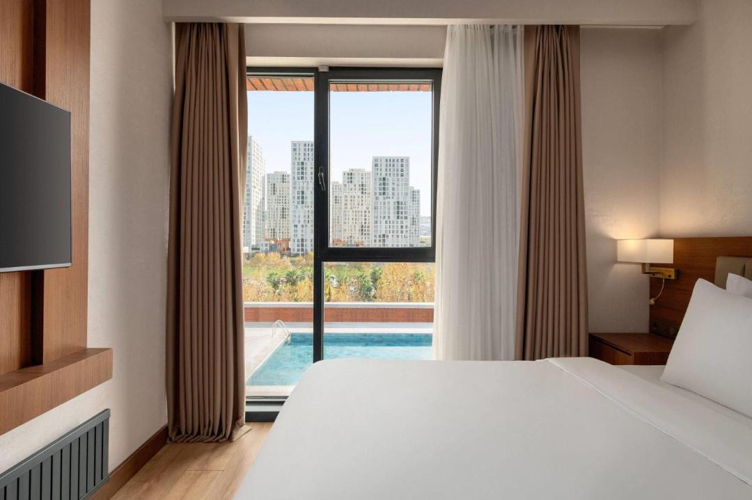 Esenyurt Hotel | Ramada Residences by Wyndham Istanbul Haramidere
