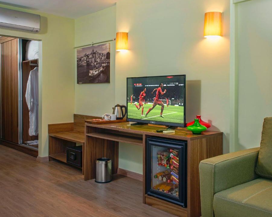 Cumhuriyet Hotel | Numi Hotel