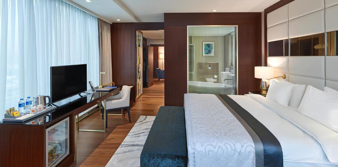 Halkali Hotel | Elite World Grand Istanbul Basın Ekspres