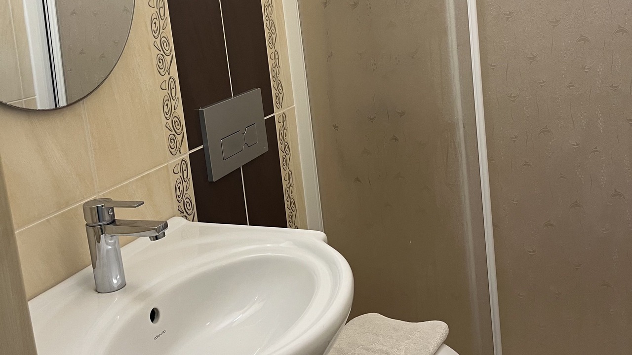Photo of Bedroom in Ovabuku