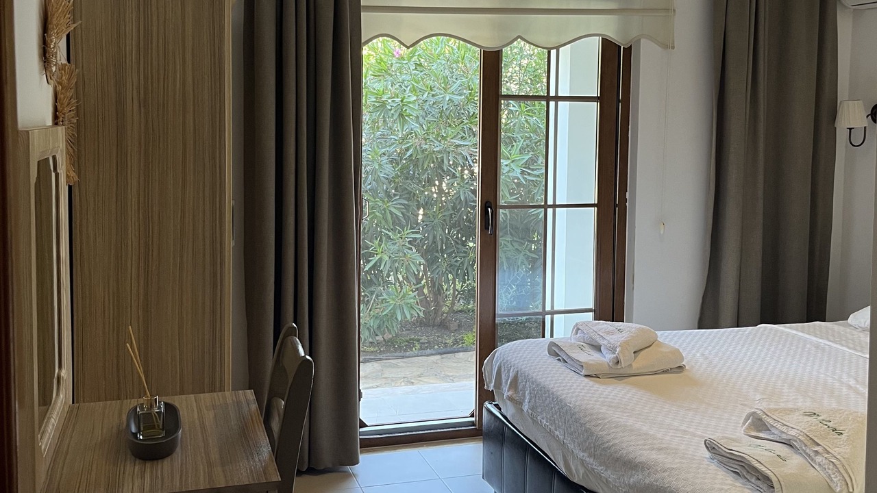 Photo of Bedroom in Ovabuku
