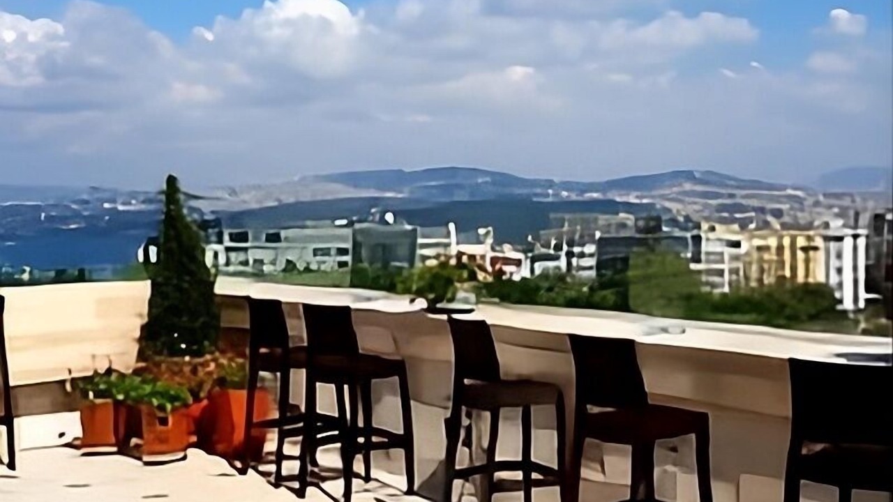 Photo of Patio Balcony in Talimhane