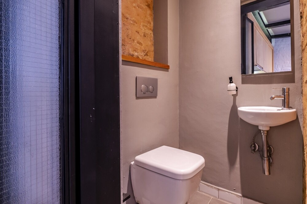 Photo of Bathroom in Tophane