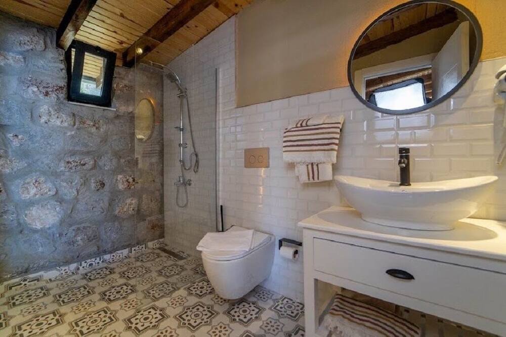 Photo of Bathroom in Uzunyurt