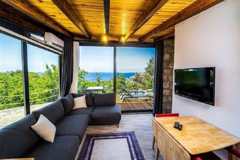Photo of Livingroom in Uzunyurt