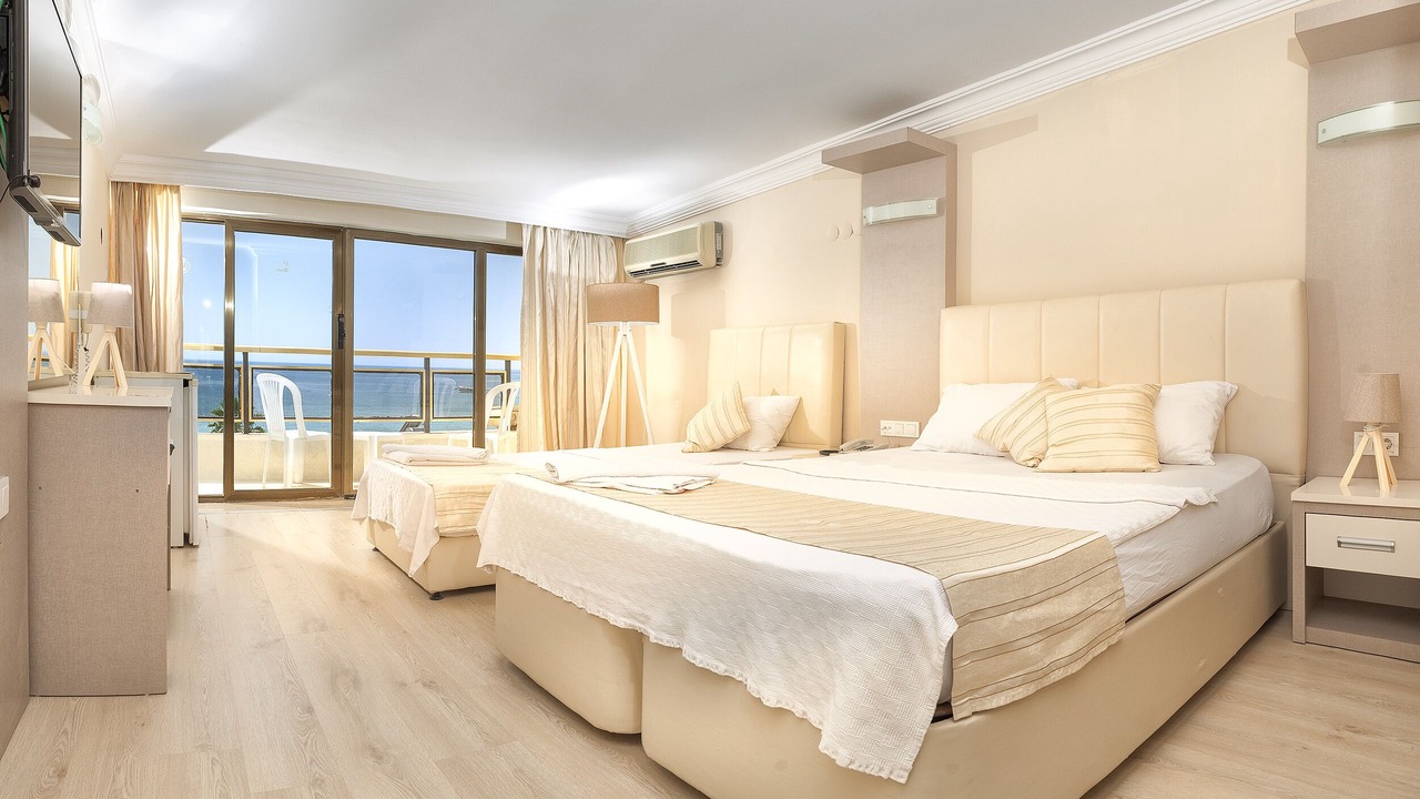 Photo of Bedroom in Altinkum