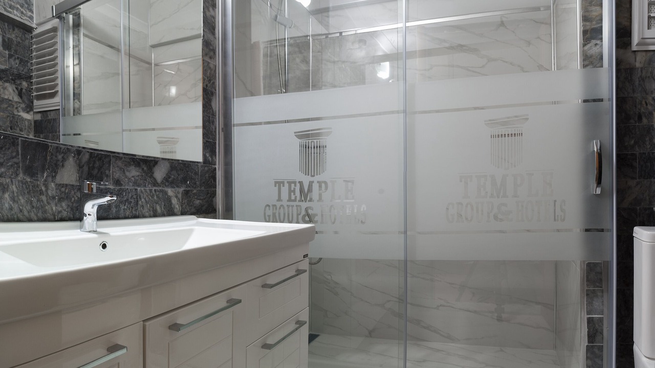 Photo of Bathroom in Altinkum